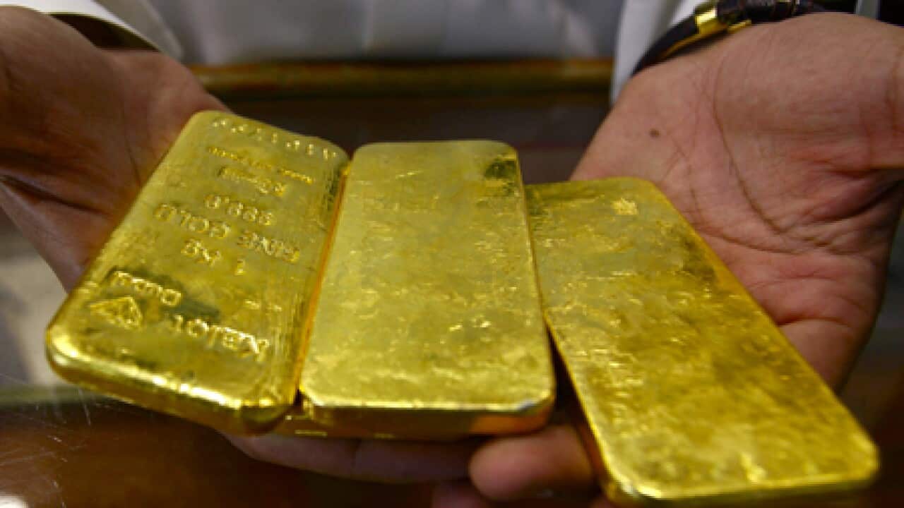 gold_bullion_bars_101110_B_reuters_1651879768