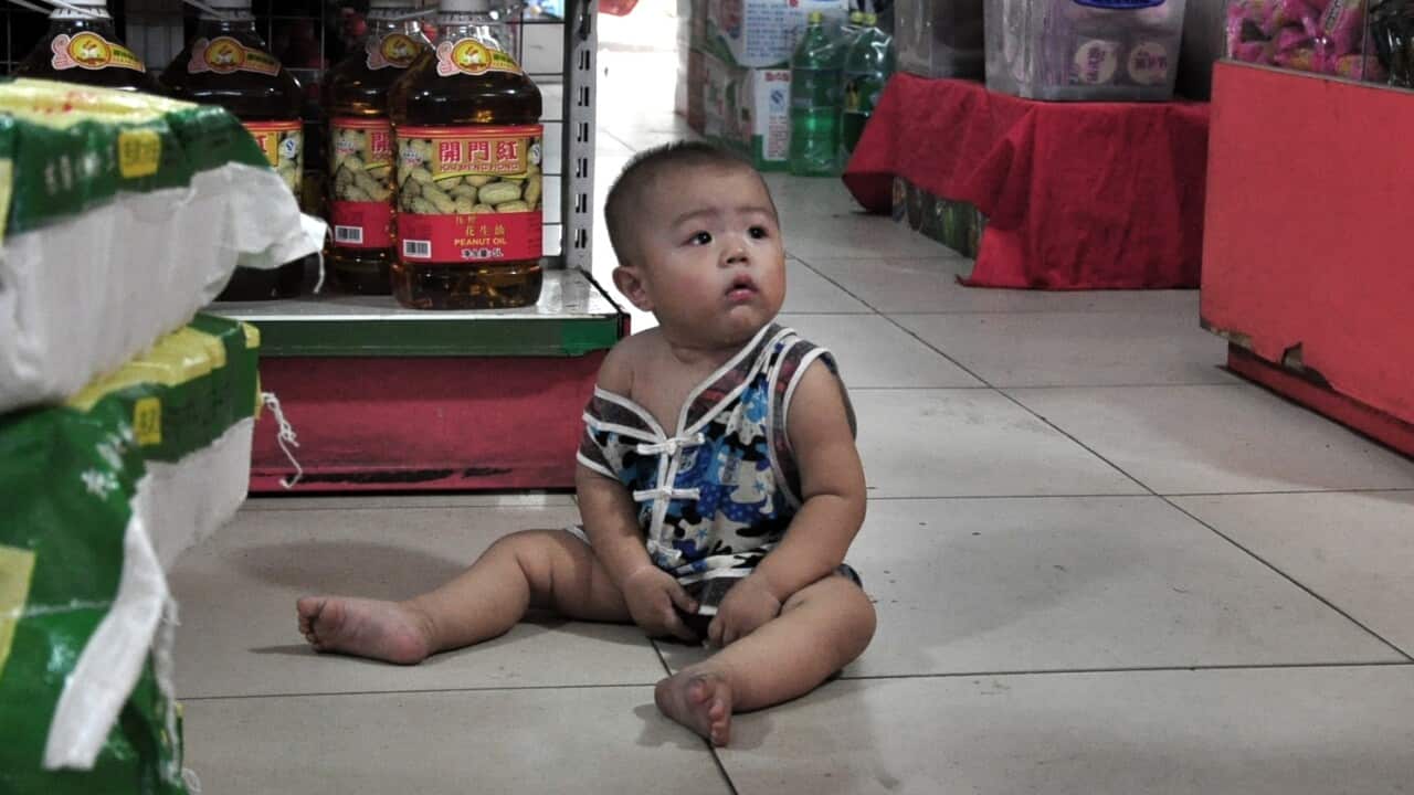 為了鼓勵生育,政府增加父母的育兒有薪產假的安排。