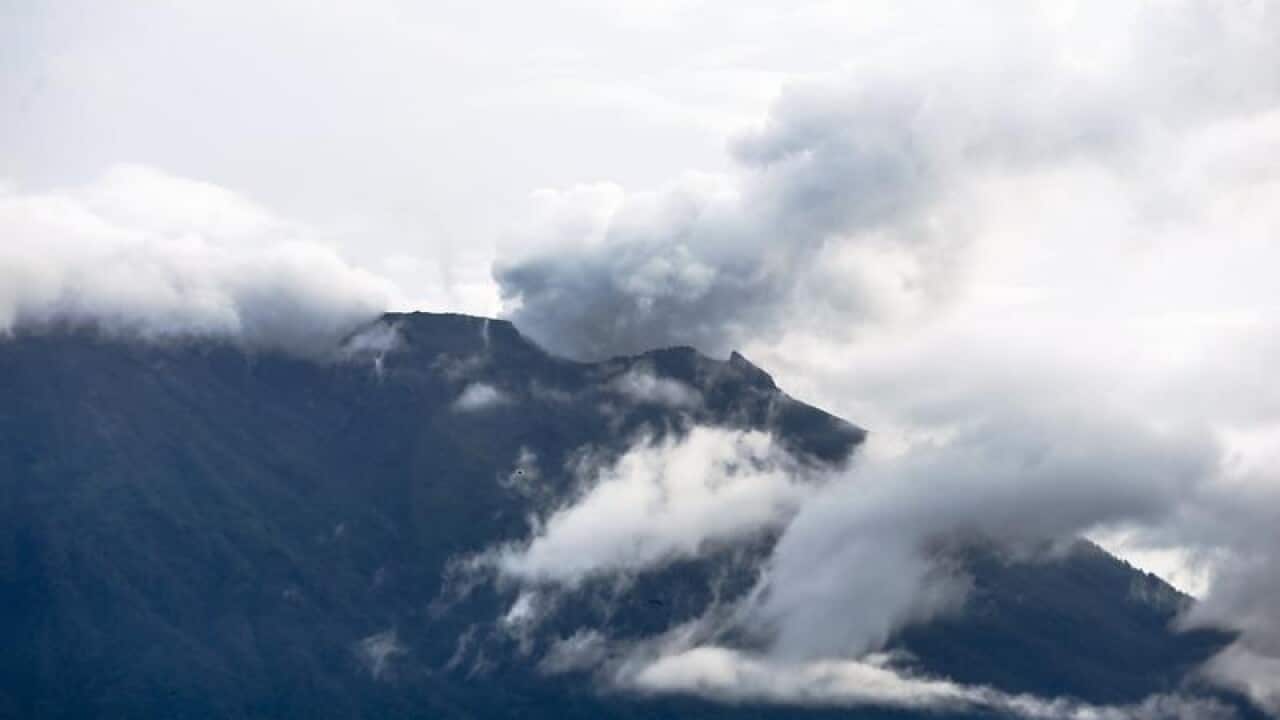 Mount Agung volcano spewing smoke