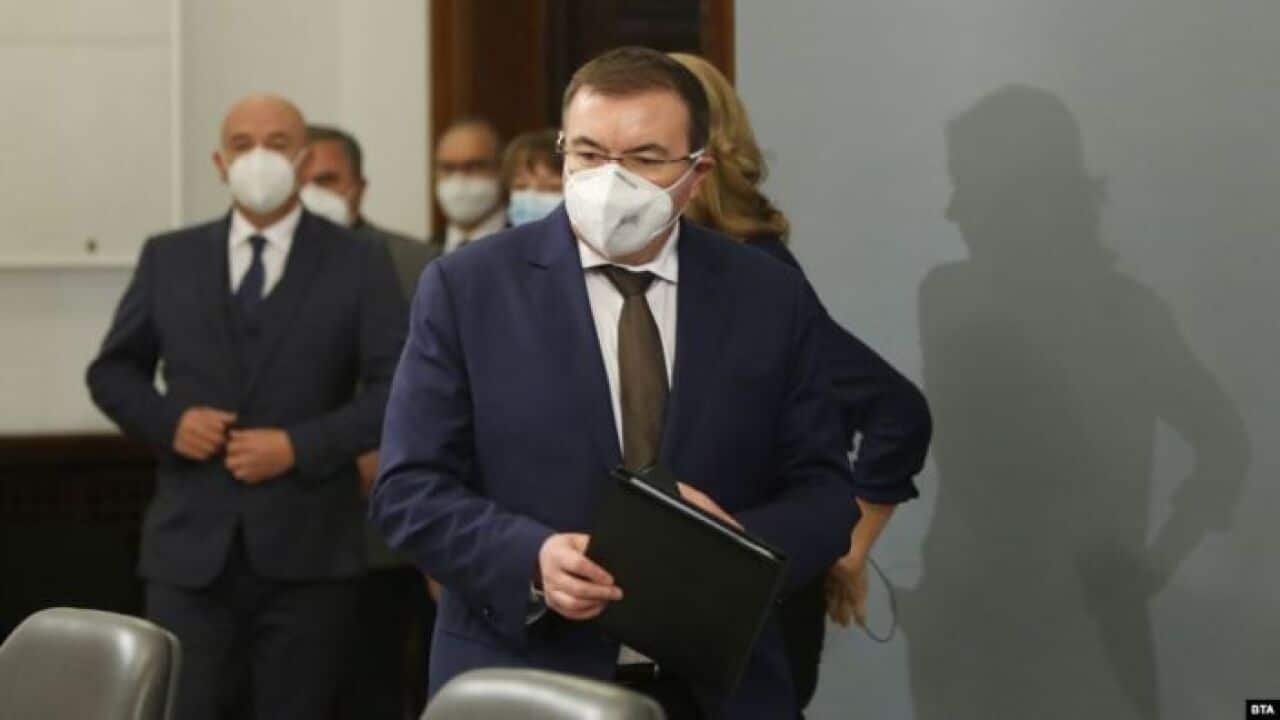 Здравният министър проф. Костадин Ангелов: България предприема същите мерки като Австрия, Белгия, Чехия.