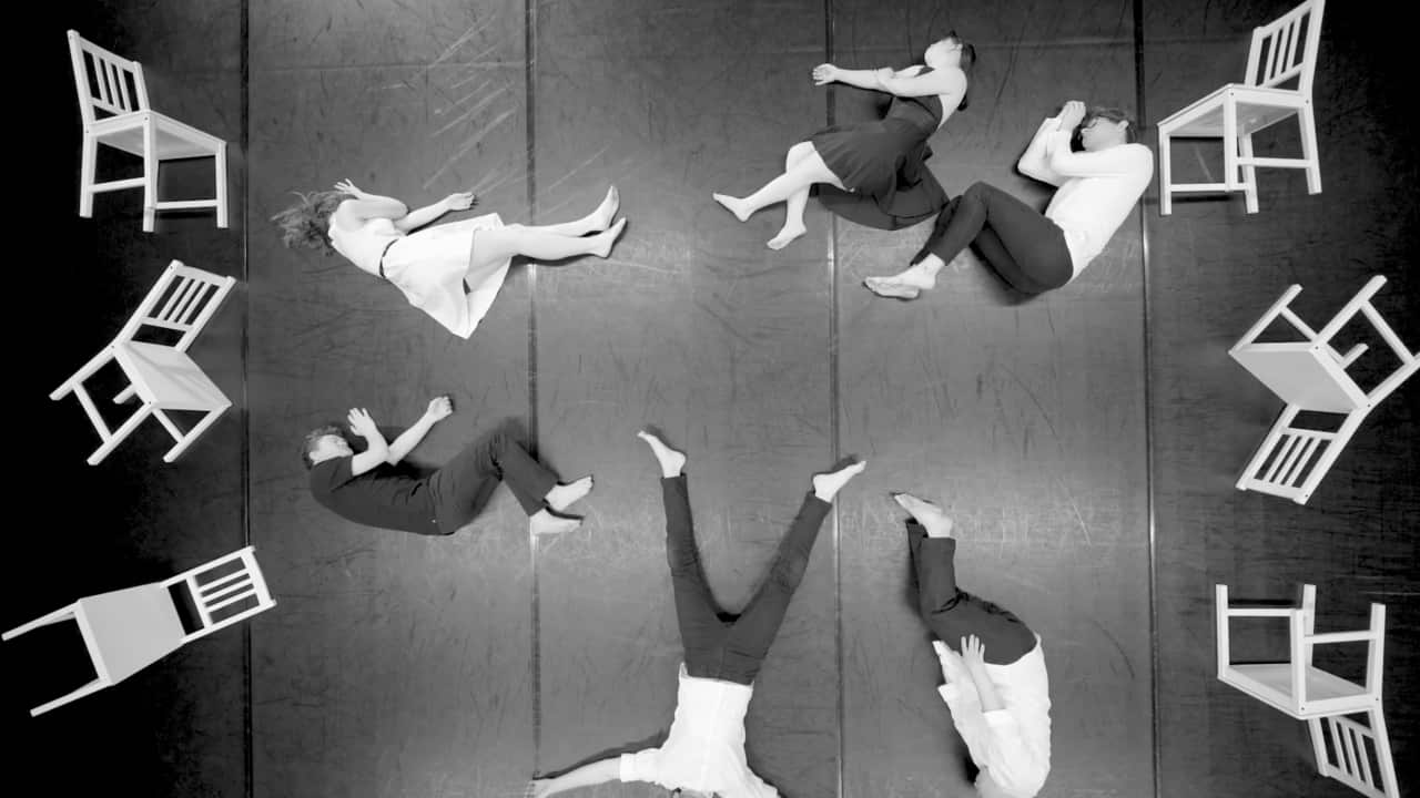 레스트레스 무용단 (Restless Dance Theatre)