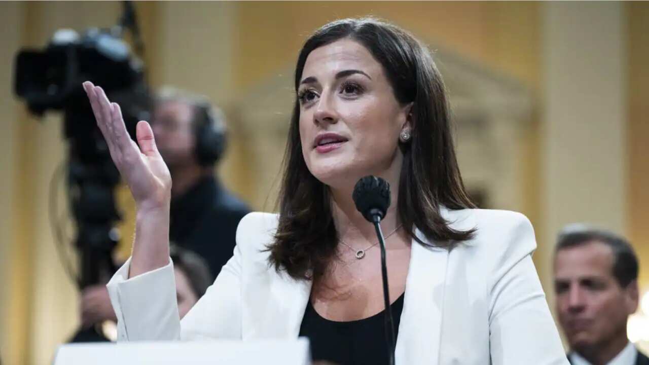 Cassidy Hutchinson, an aide to former White House Chief of Staff Mark Meadows, gives her testimony