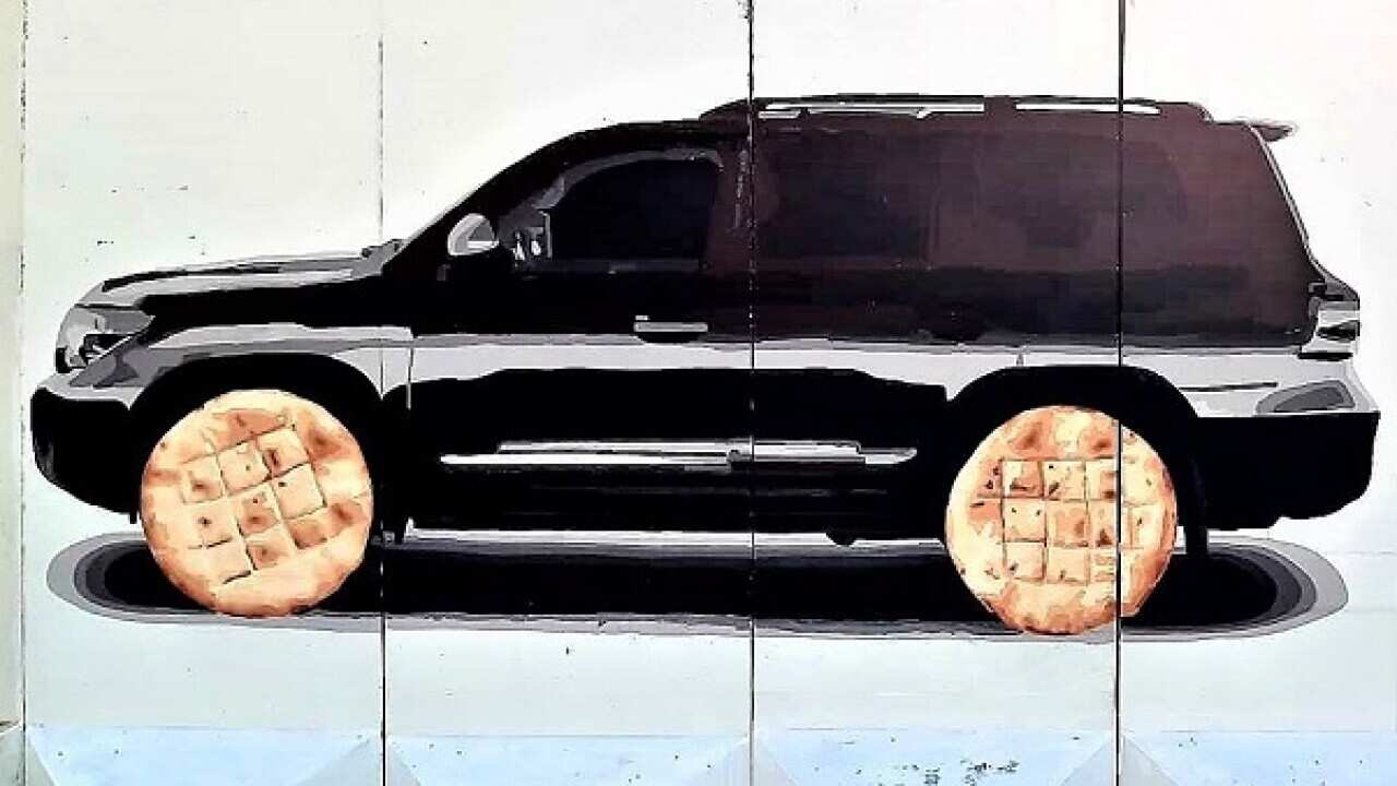 Bulletproof car with bread-tyres
