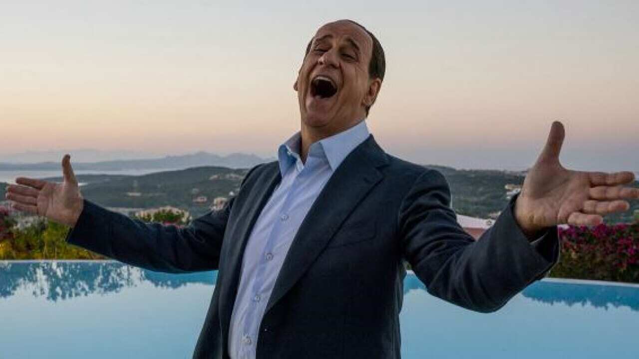 Toni Servillo in Loro
