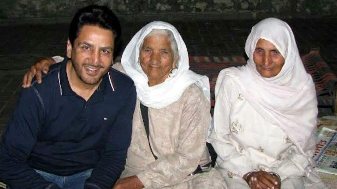 Gurdas Mann with his mother Tej Kaur