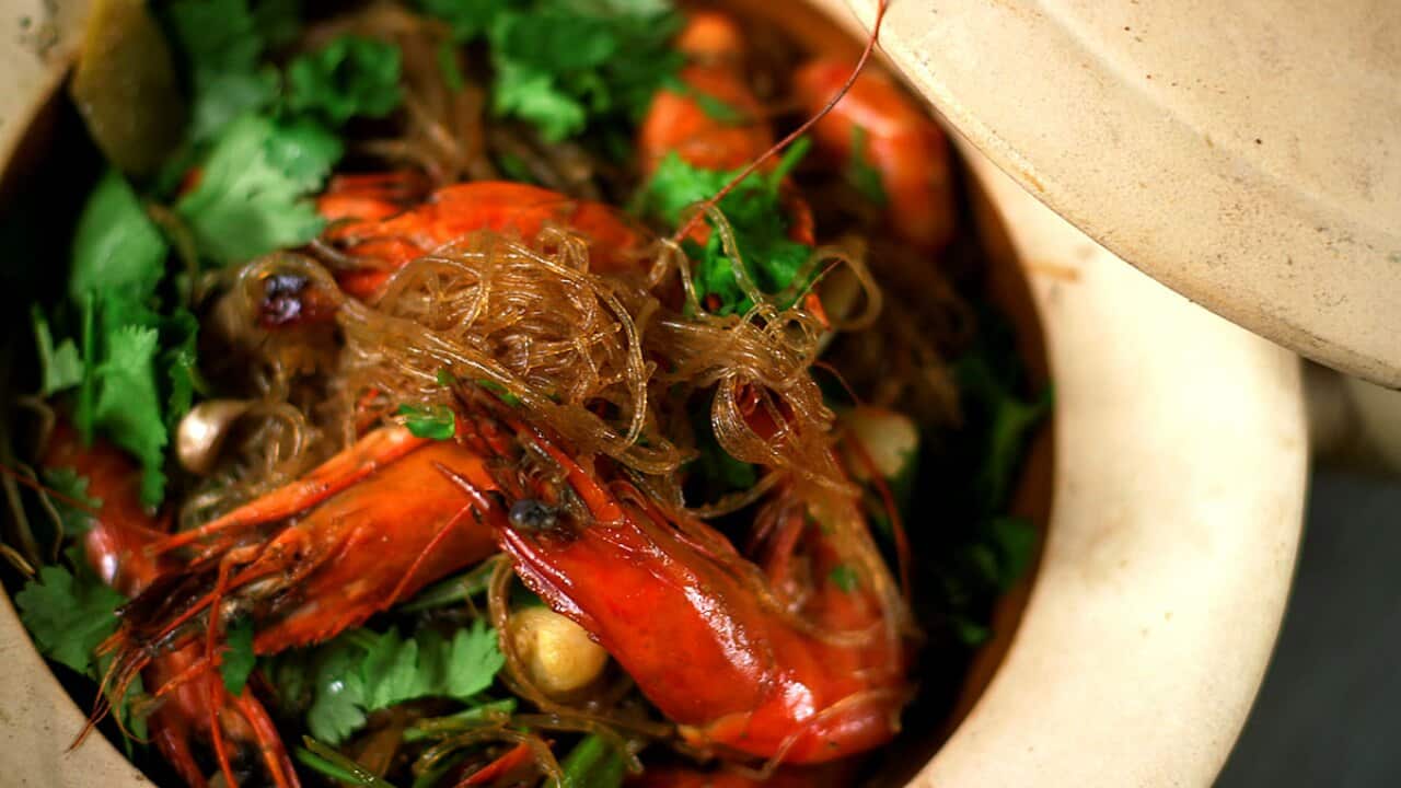 Prawns roasted with vermicelli noodles