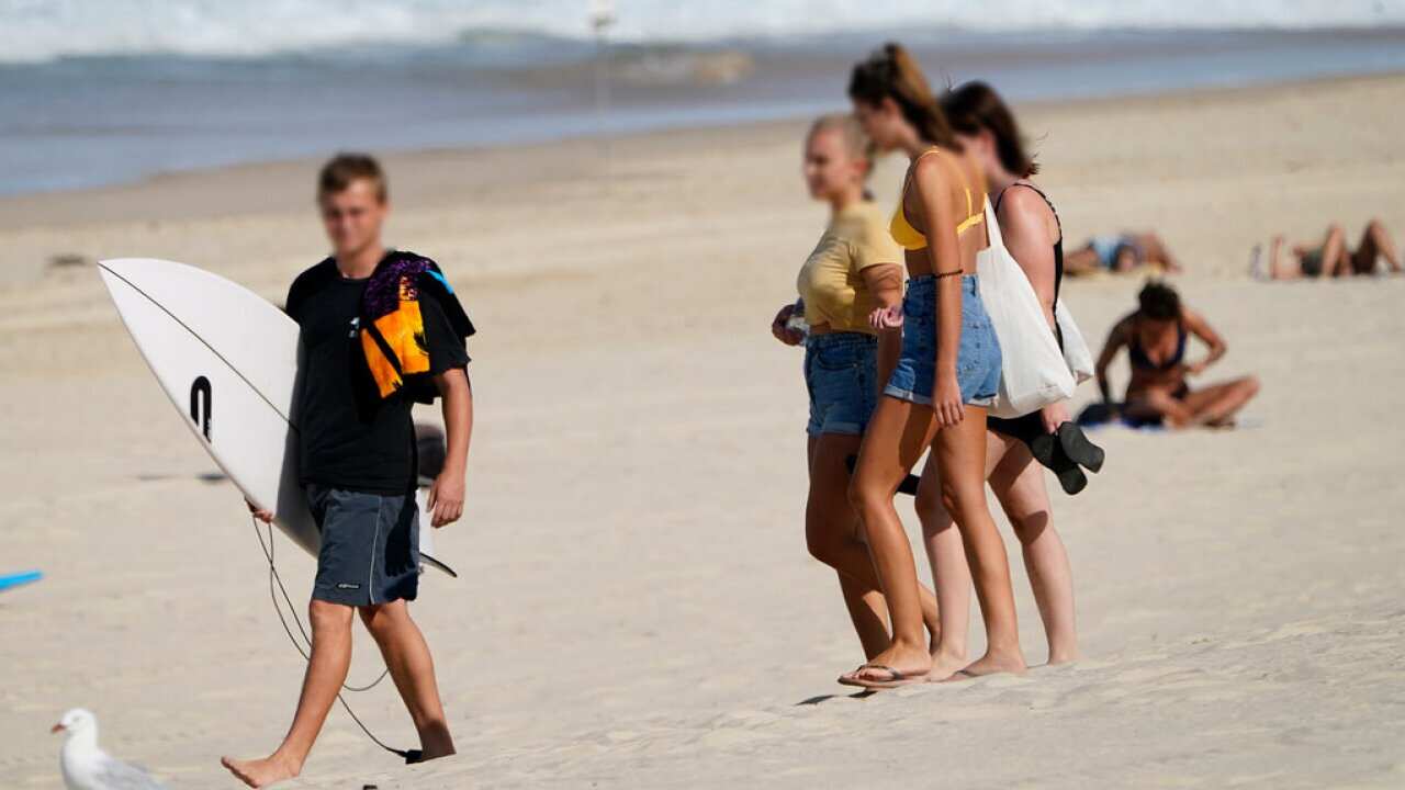 Some younger Australians have ignored strict self-isolation and social distancing rules to maintain their social life.