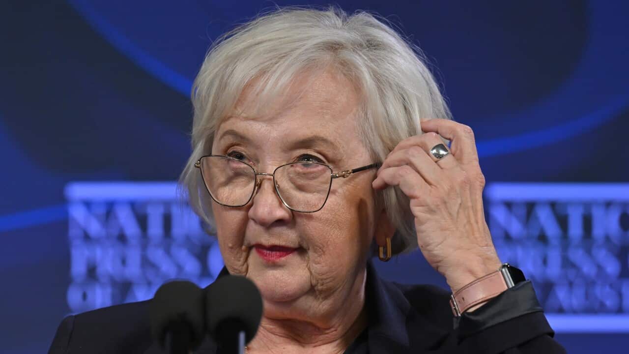 ANNE HOLLONDS PRESS CLUB