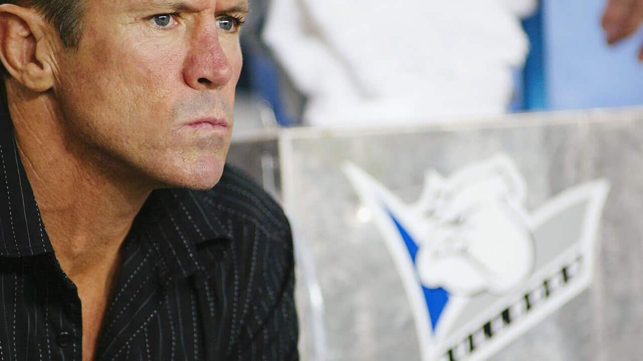 Former Bulldogs coach Steve Folkes has died.