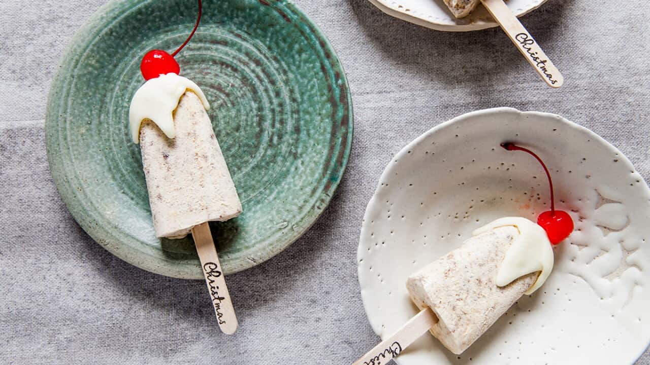Boozy Christmas popsicles