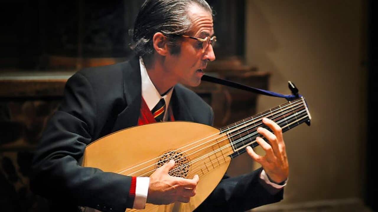 Hopkinson Smith Lute Player