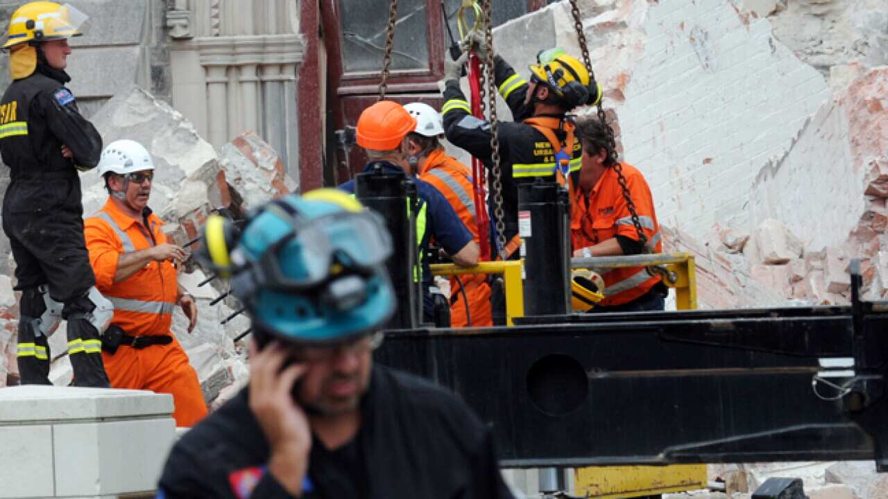 nz_QUAKE_ctv_RESCUE_l_110224_AAP_1917943664