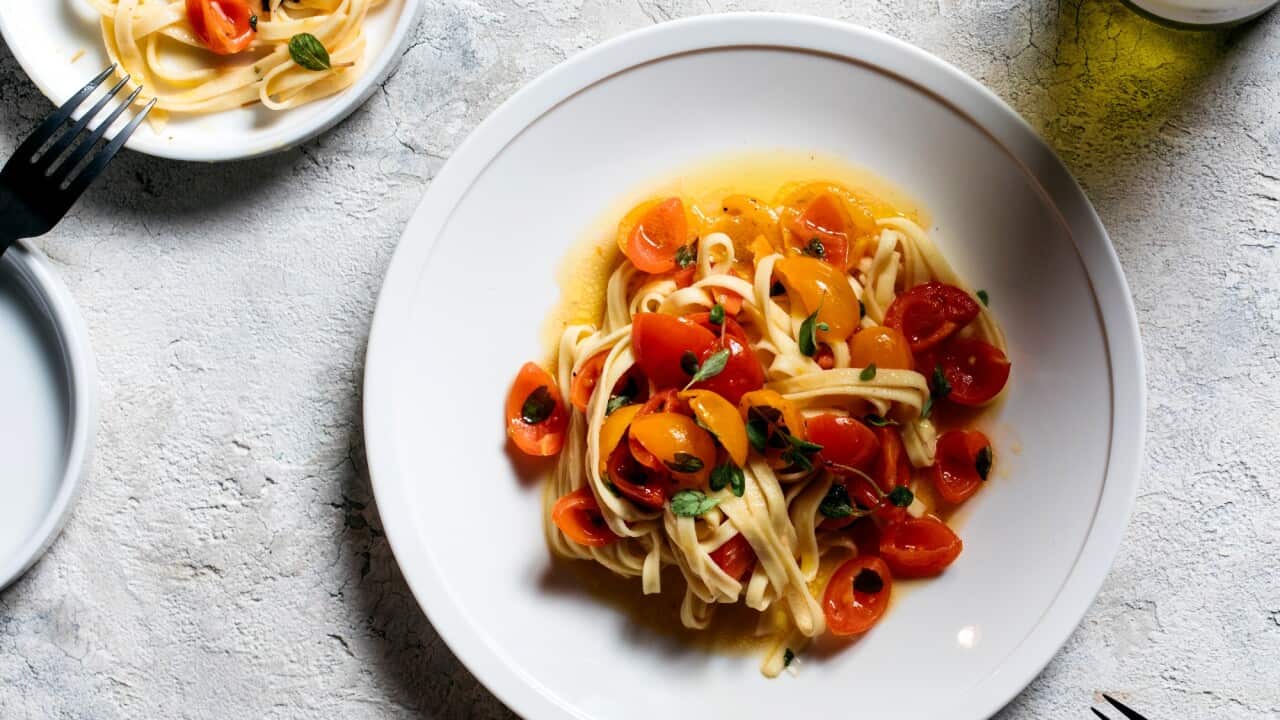 Fresh tomato and marjoram summer linguine