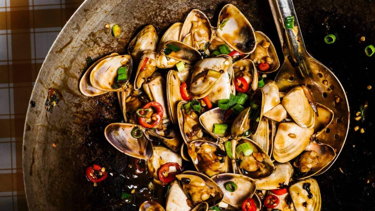Black bean chilli clams