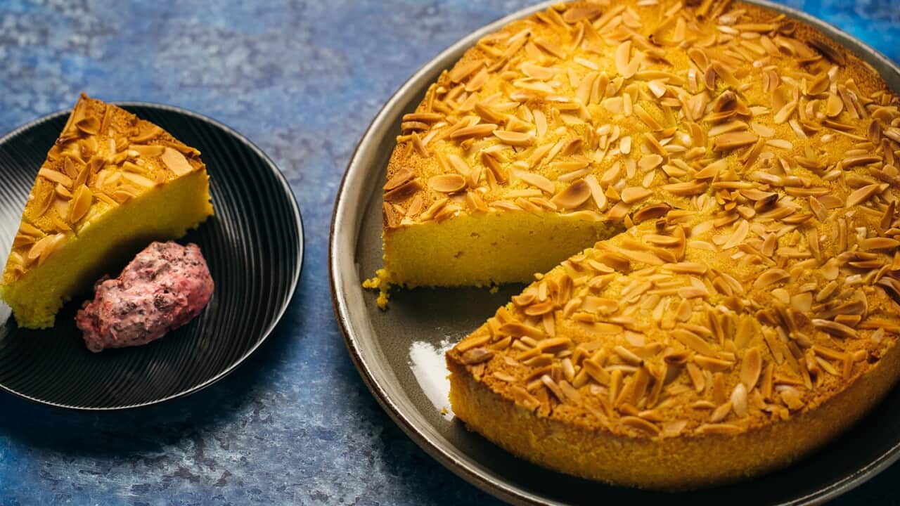 Turmeric tea cake (stouf)