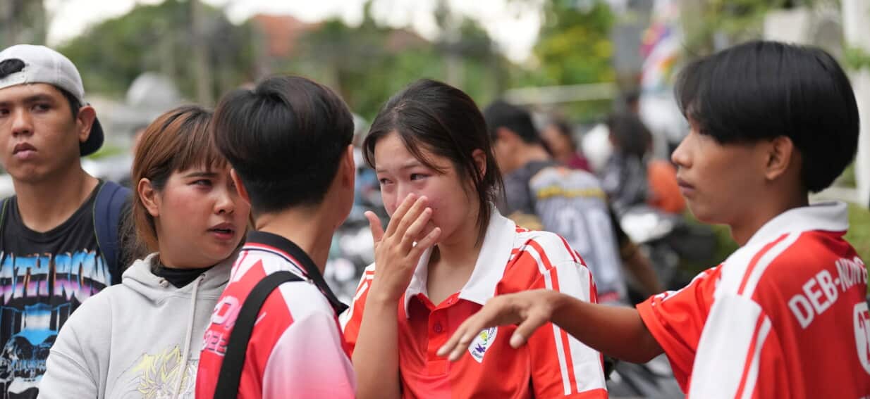 Thai teen kills eight in shooting rampage at school and home