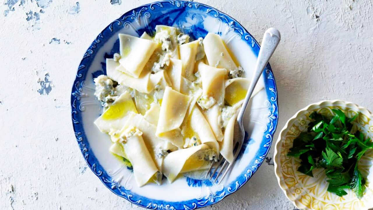 Handkerchief noodles