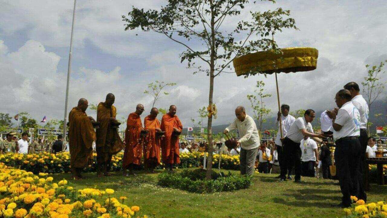 King of Cambodia in a national planting day