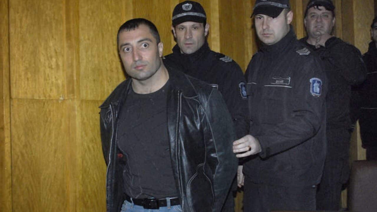 Криминалната дейност на Митьо Очите е свързана с редица политичесли партии в България