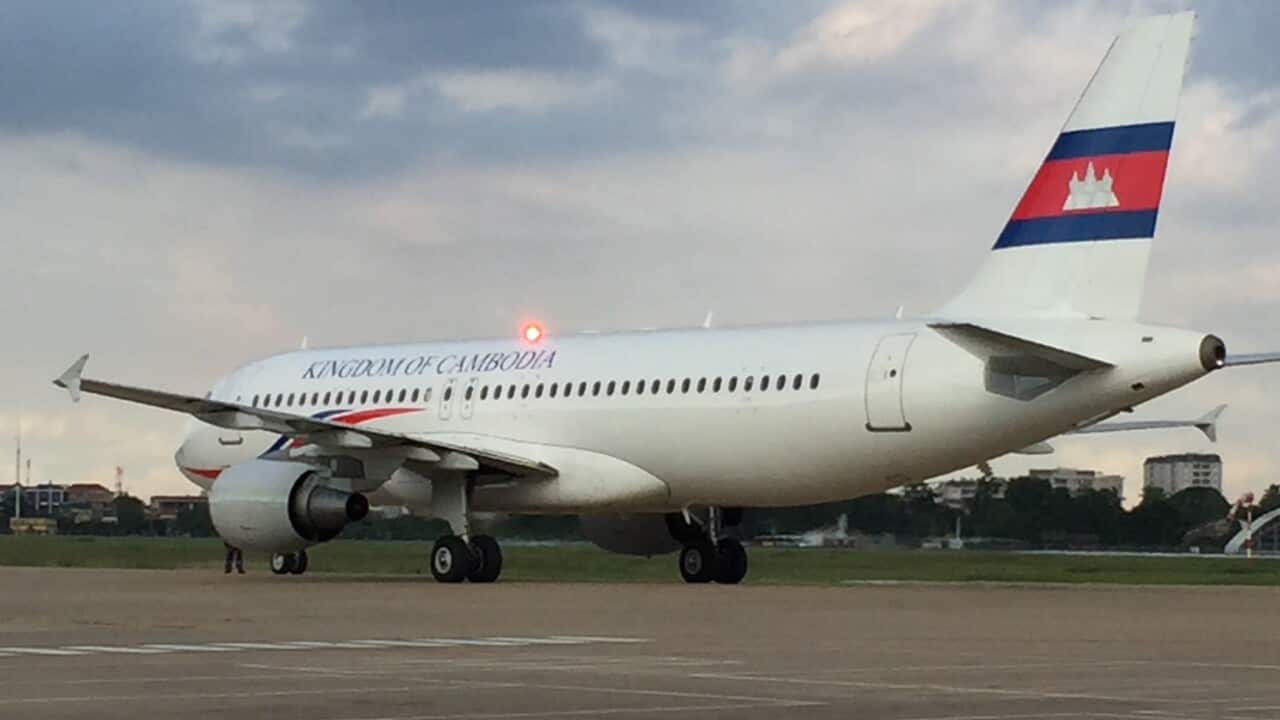 Kingdom_of_Cambodia_A320_at_Phnom_Penh_airport_on_29th_September_2015_Wikimedia Commons.jpeg