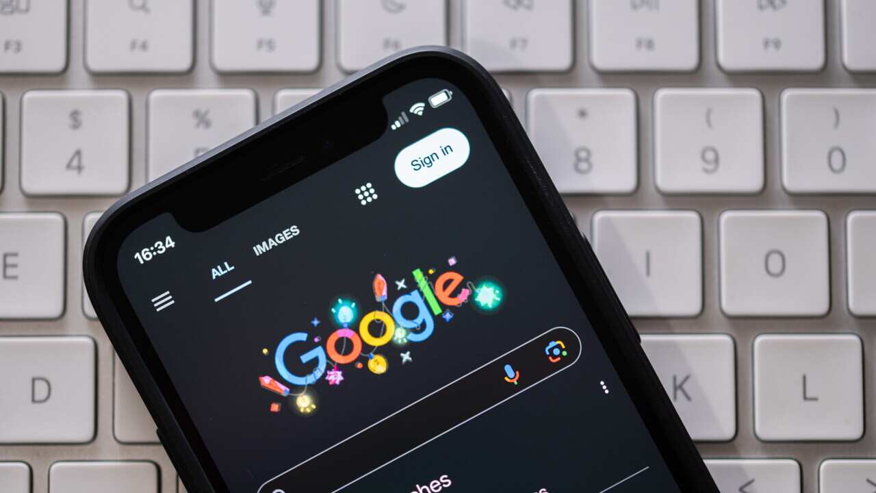 Google Photo Illustration in UK - 09 Dec 2024
