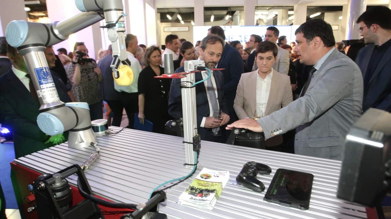 EMANUEL IOFRE I ANA BRNABIÆ