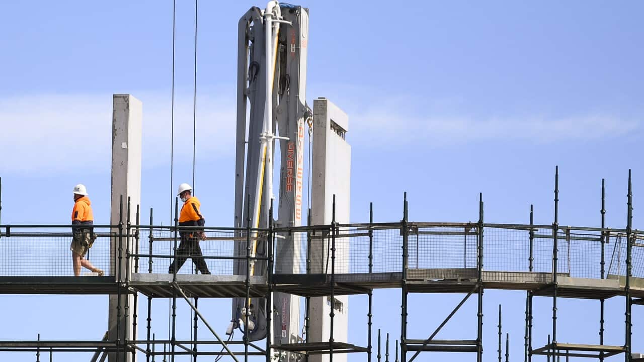 建築工人常在高空工作