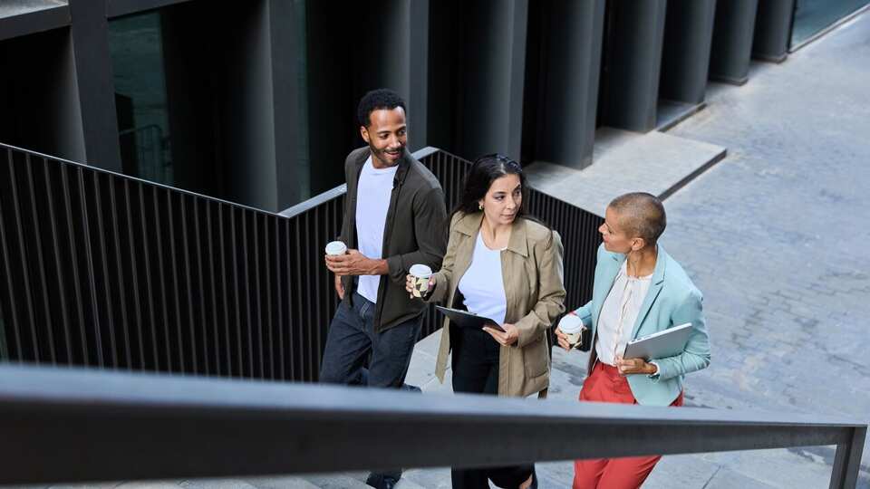 How does Australia's work culture compare to the rest of the world ...