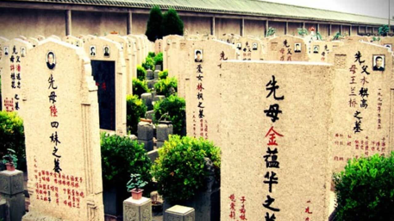 china_graveyard_121123_eddieawadflickr_1071777565