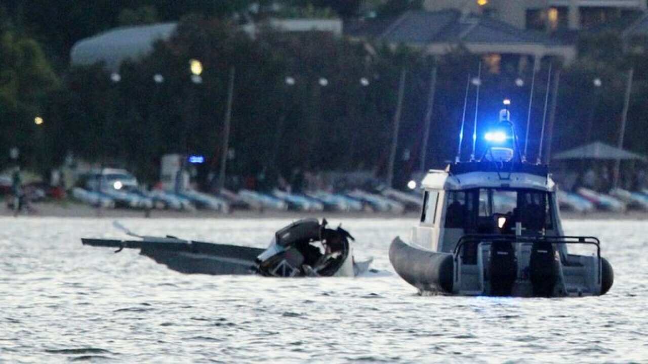 plane that crashed into the Swan River