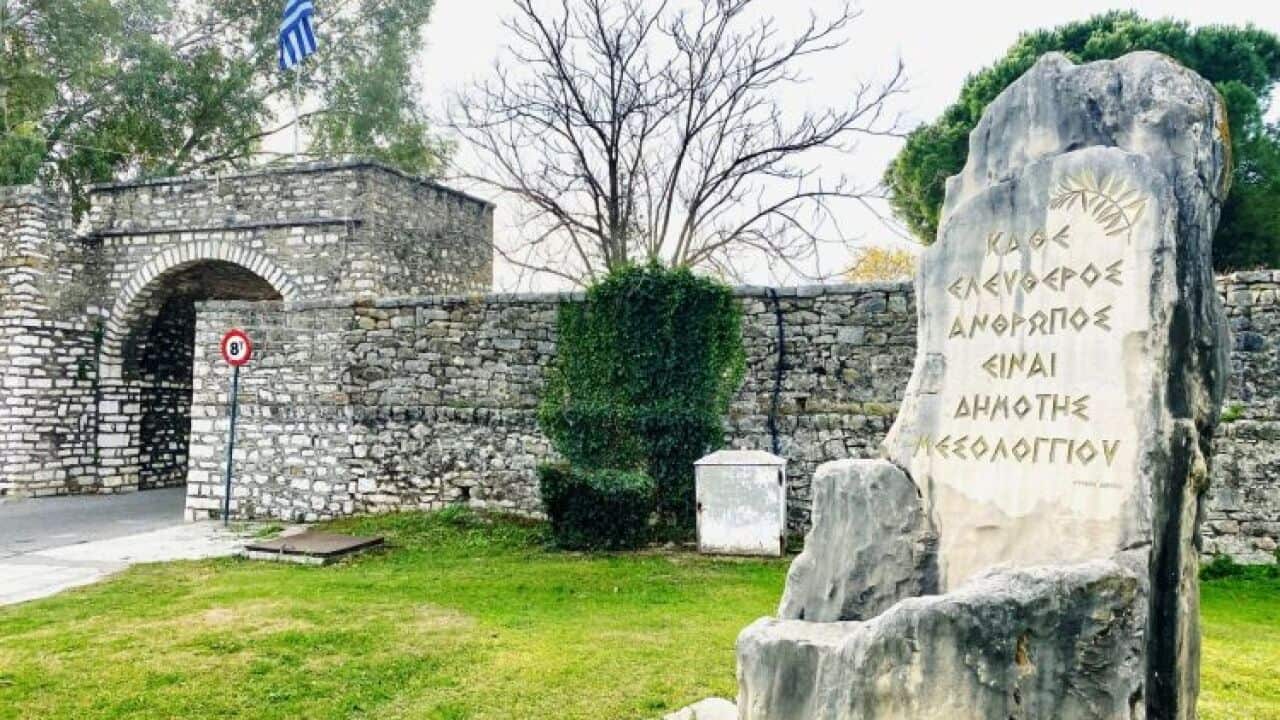 Μεσολόγγι- Η είσοδος της πόλης.jpg