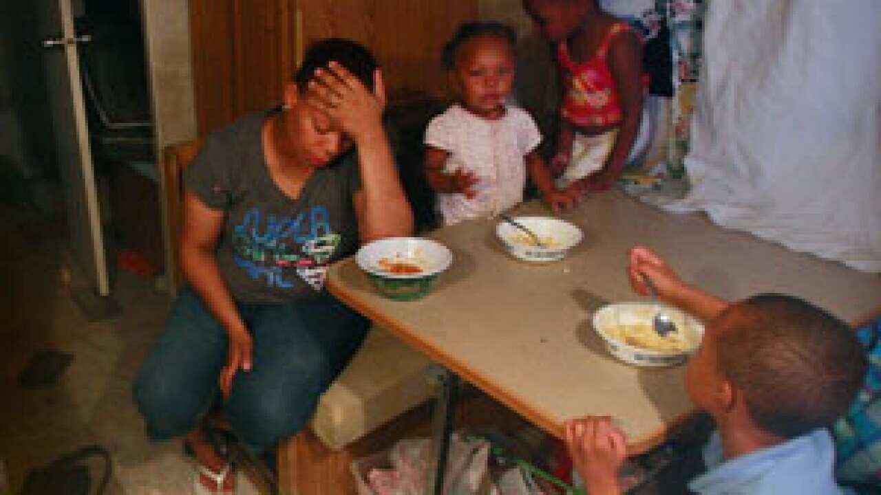 US_poverty_family_110215_blog_getty_656519216