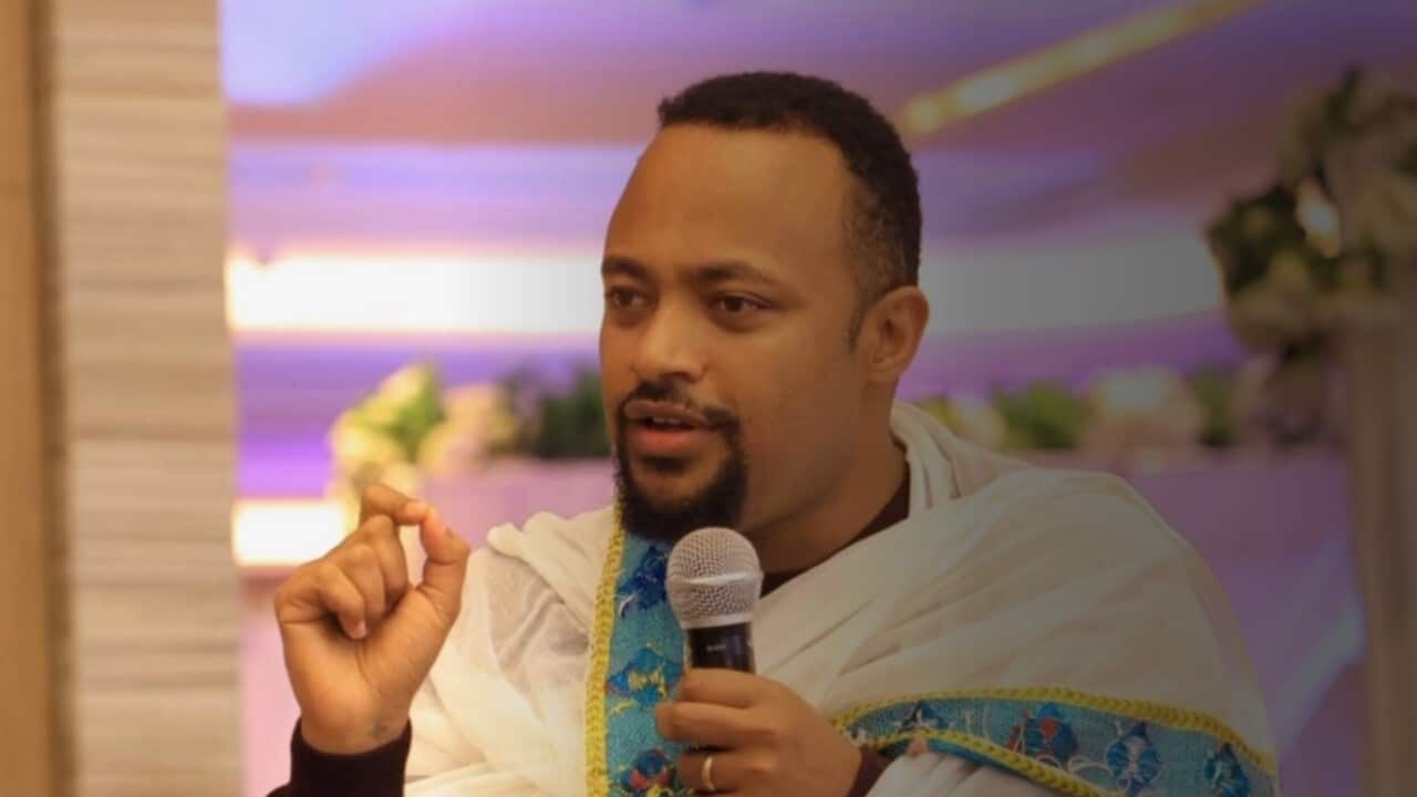 ዲያቆን ሄኖክ.jpg