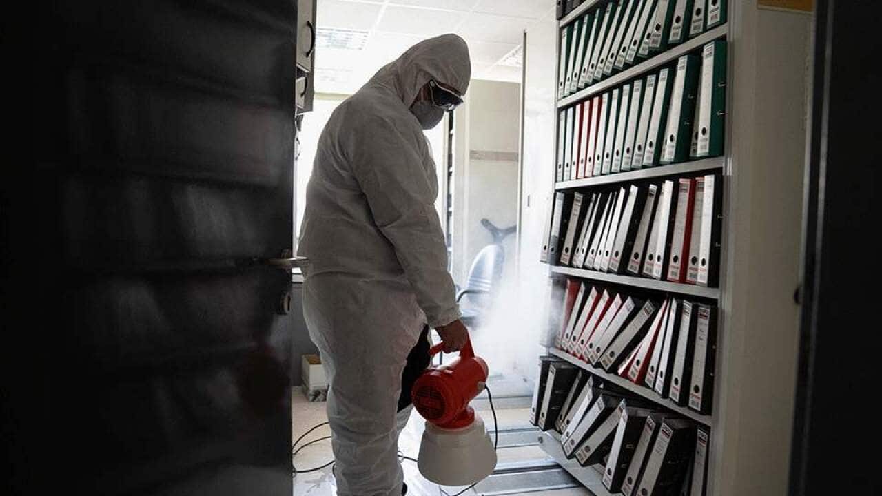 Greece confirms 464 coronavirus cases and 6 deaths