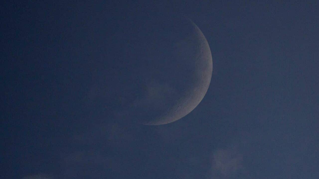 Moon's crust reveals tumultuous past