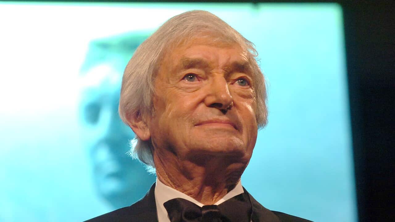 Australian cricket legend Richie Benaud in 2007. (AAP Image/ Joe Castro)