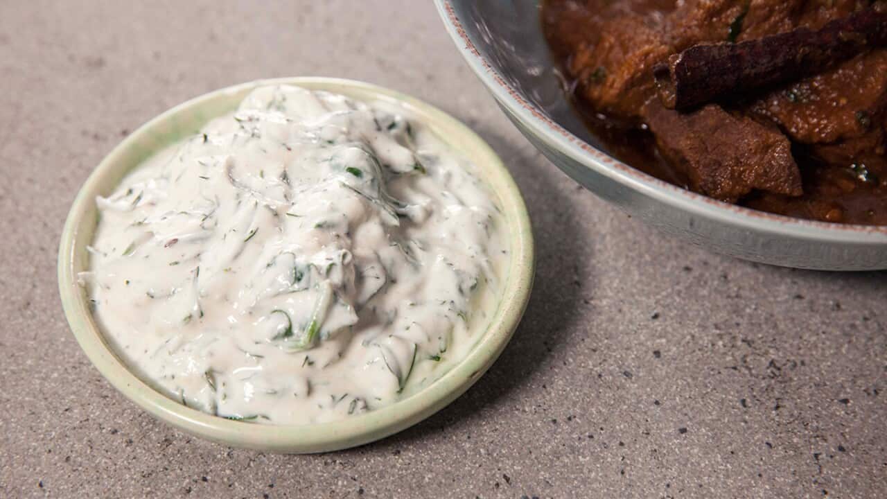 Spinach and dill raita