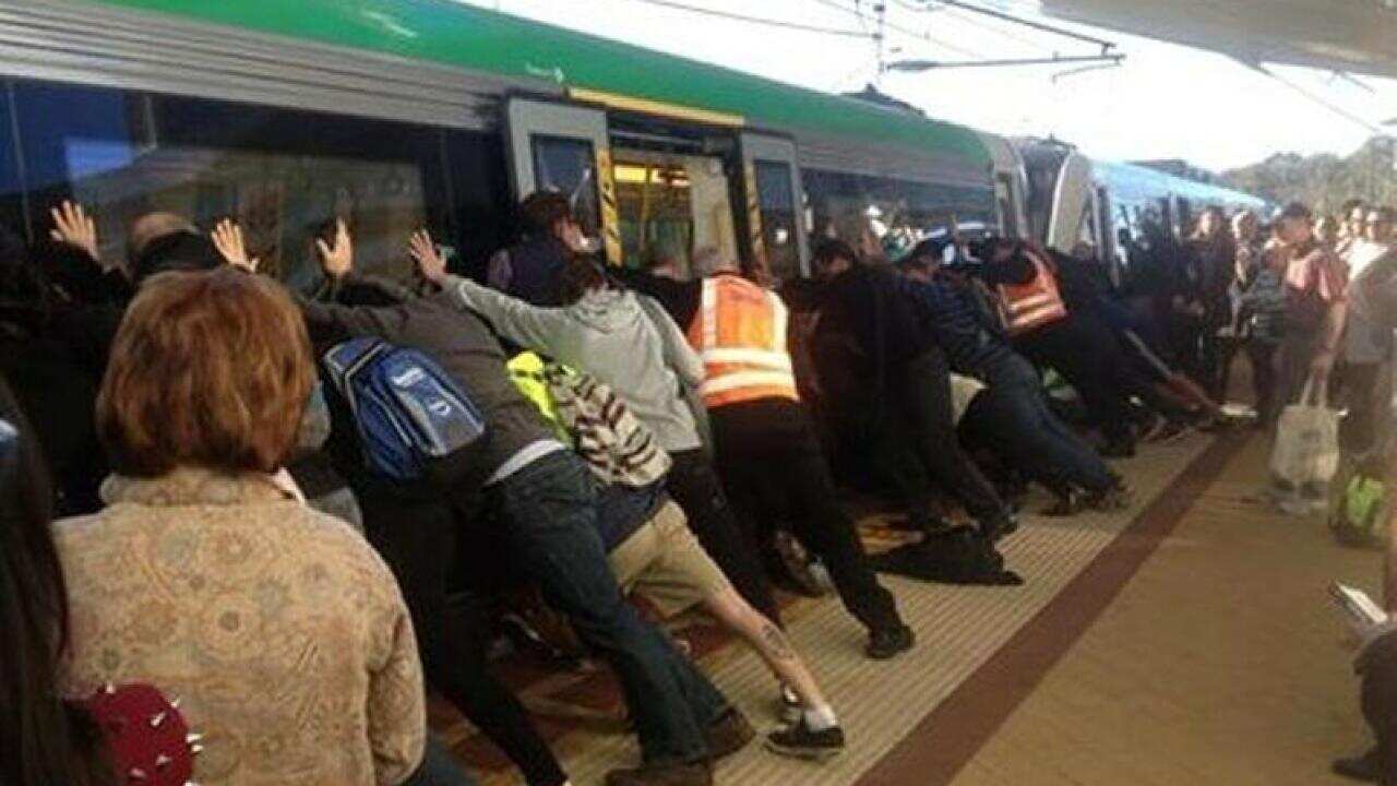 Perth commuters free man caught