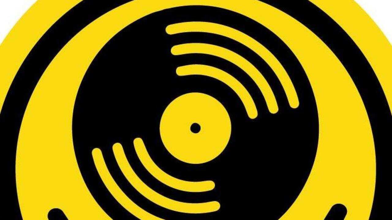 n vlot, barrister/DJ