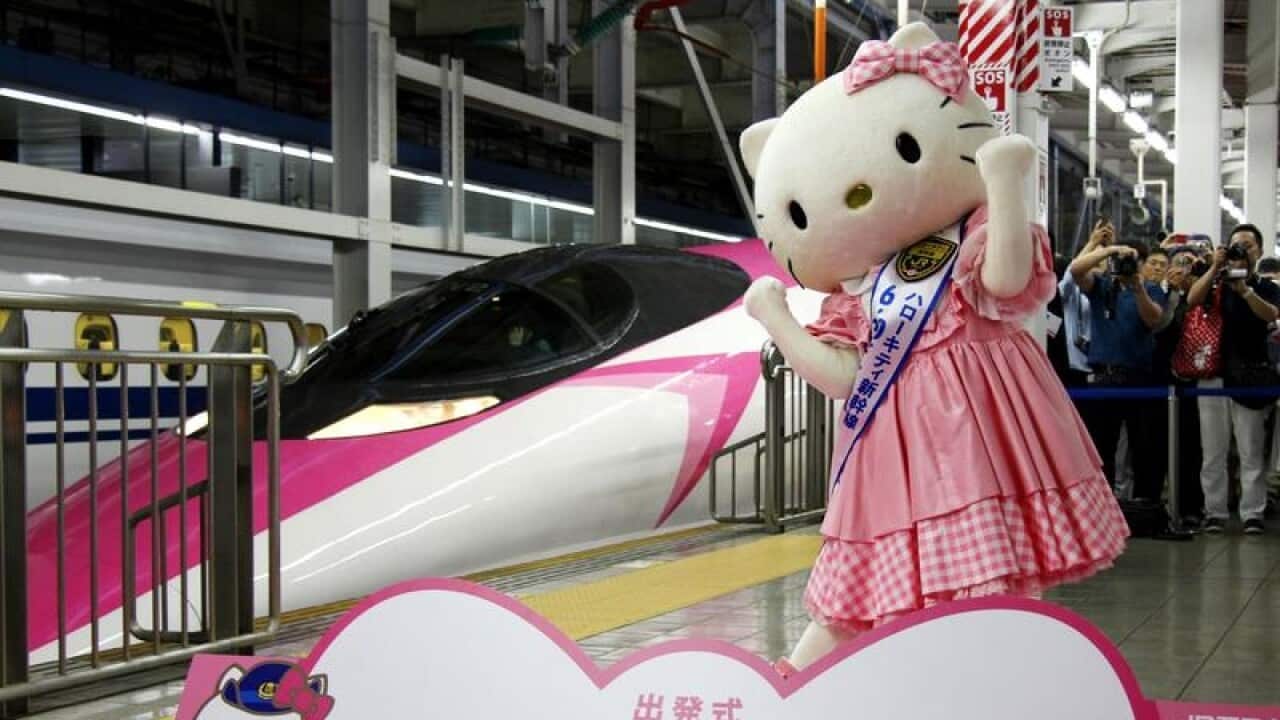 A Hello Kitty-themed "shinkansen" bullet train that connects Japan's west and south, has debuted.