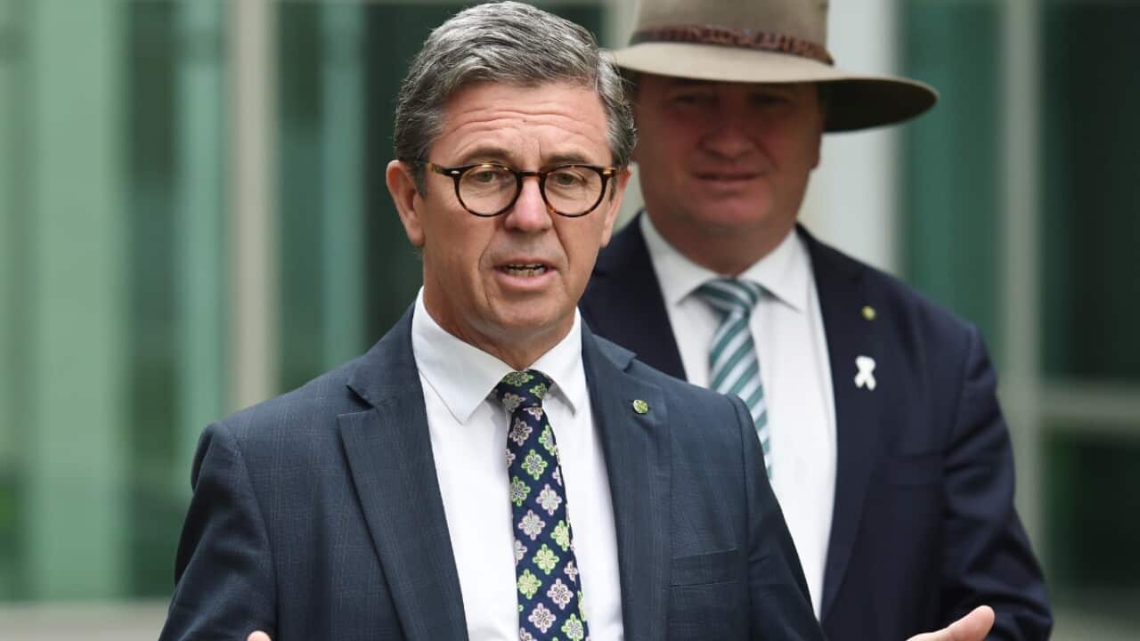 File image of Assistant Minister for Rural Health David Gillespie (left) from November 2016