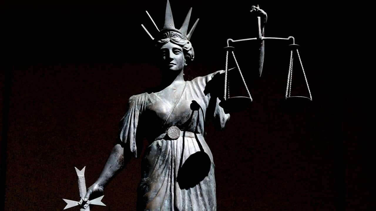 Stock picture of a statue of 'Lady Justice' or Themis, the Greek God of Justice, outside the Supreme Court in Brisbane, Tuesday, April 28, 2009. (AAP Image/Dave Hunt) NO ARCHIVING
