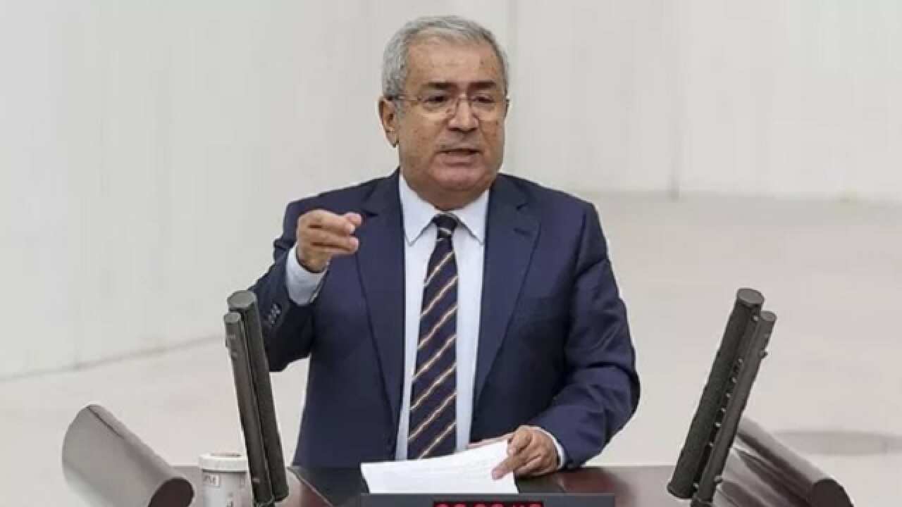 Imam Taşçier HDP Diyarbakir parlamentarian.png