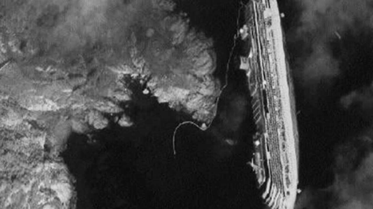 costa_concordia_satellite_DigitalGlobe_BBC_1846357266