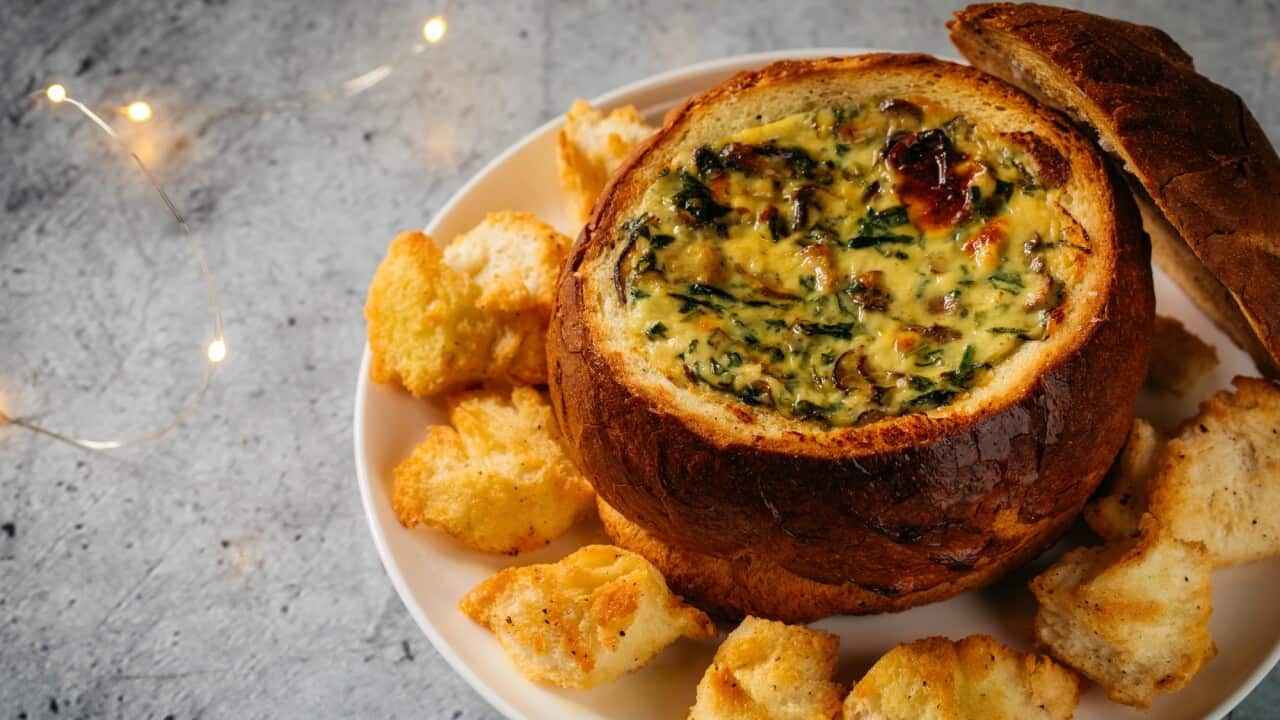 Spinach and mushroom cob loaf