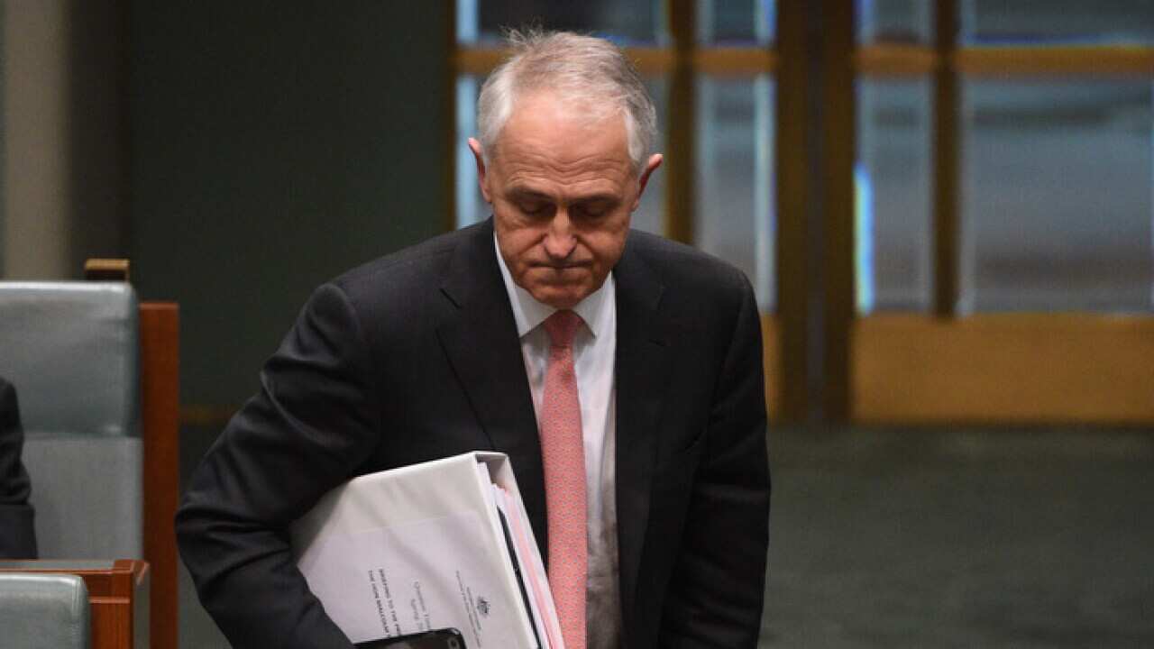 Waziri Mkuu wa Australia Malcolm Turnbull akiondoka bungeni