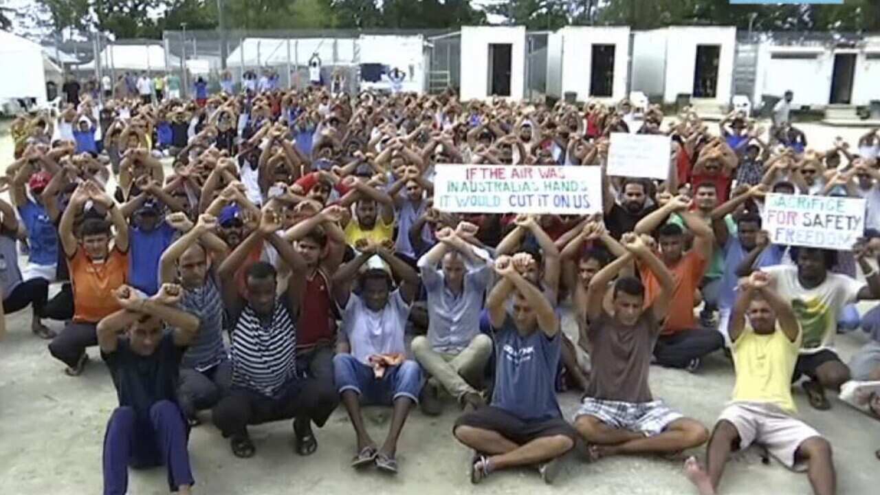 manus protest file
