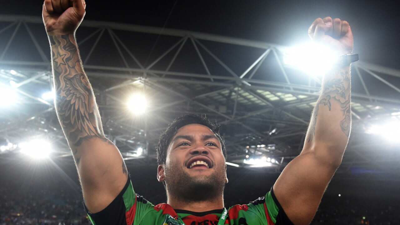 Issac Luke Rabbitos Luke raises NRL Nines trophy for Bunnies | SBS News