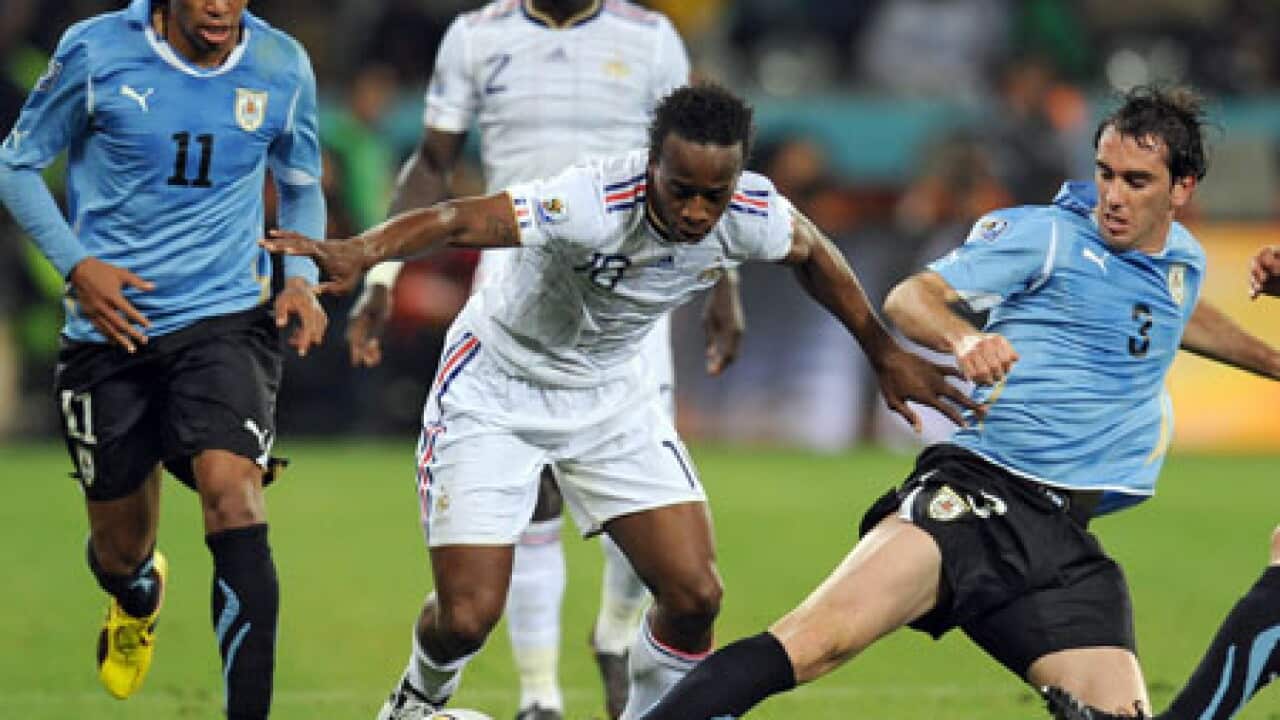 france_uruguay_worldcup_getty_B_100612_1378210553