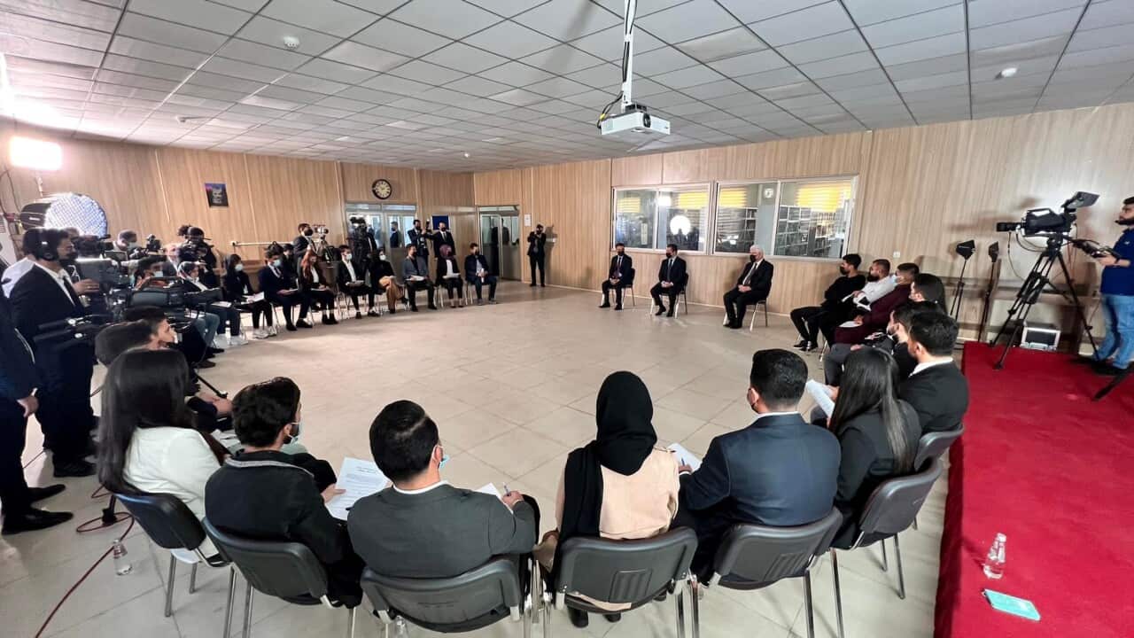 KRG PM Barzani meets with university students